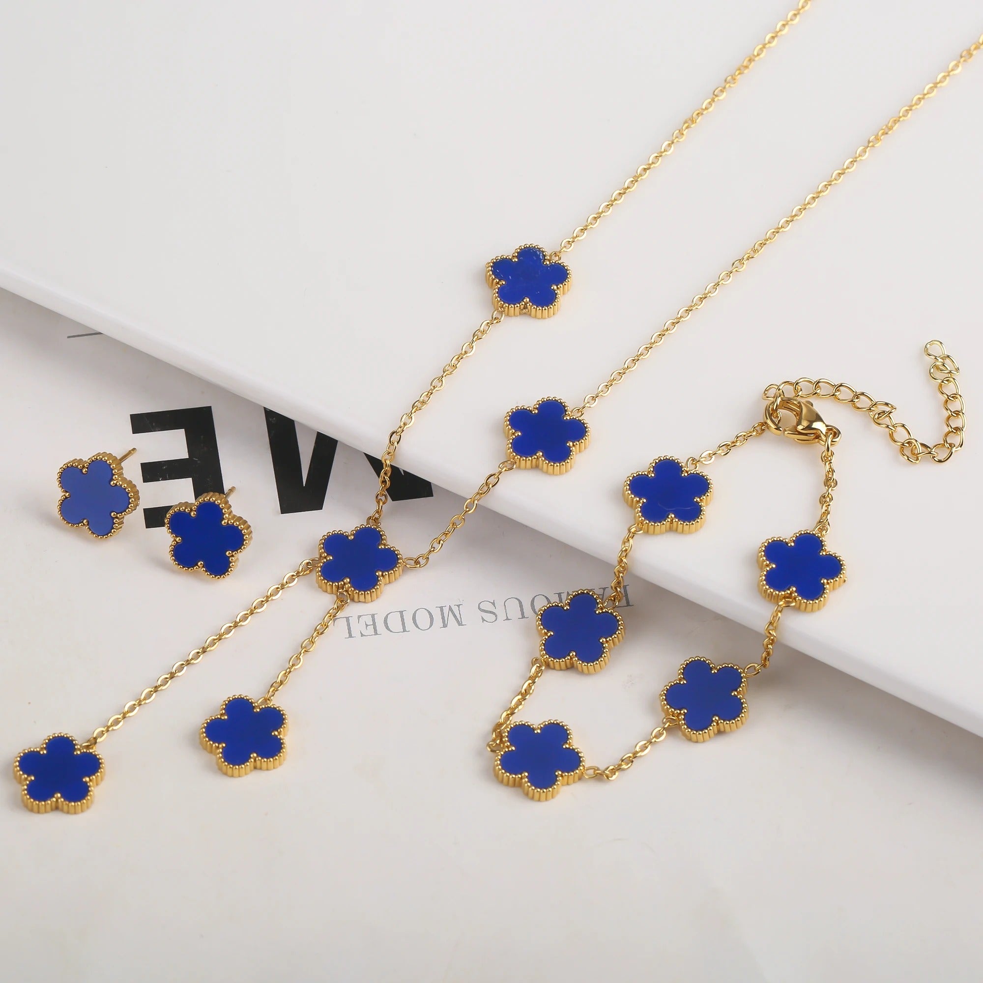 Golden Clover™ | Brengt geluk en luxe om je pols. - Midado